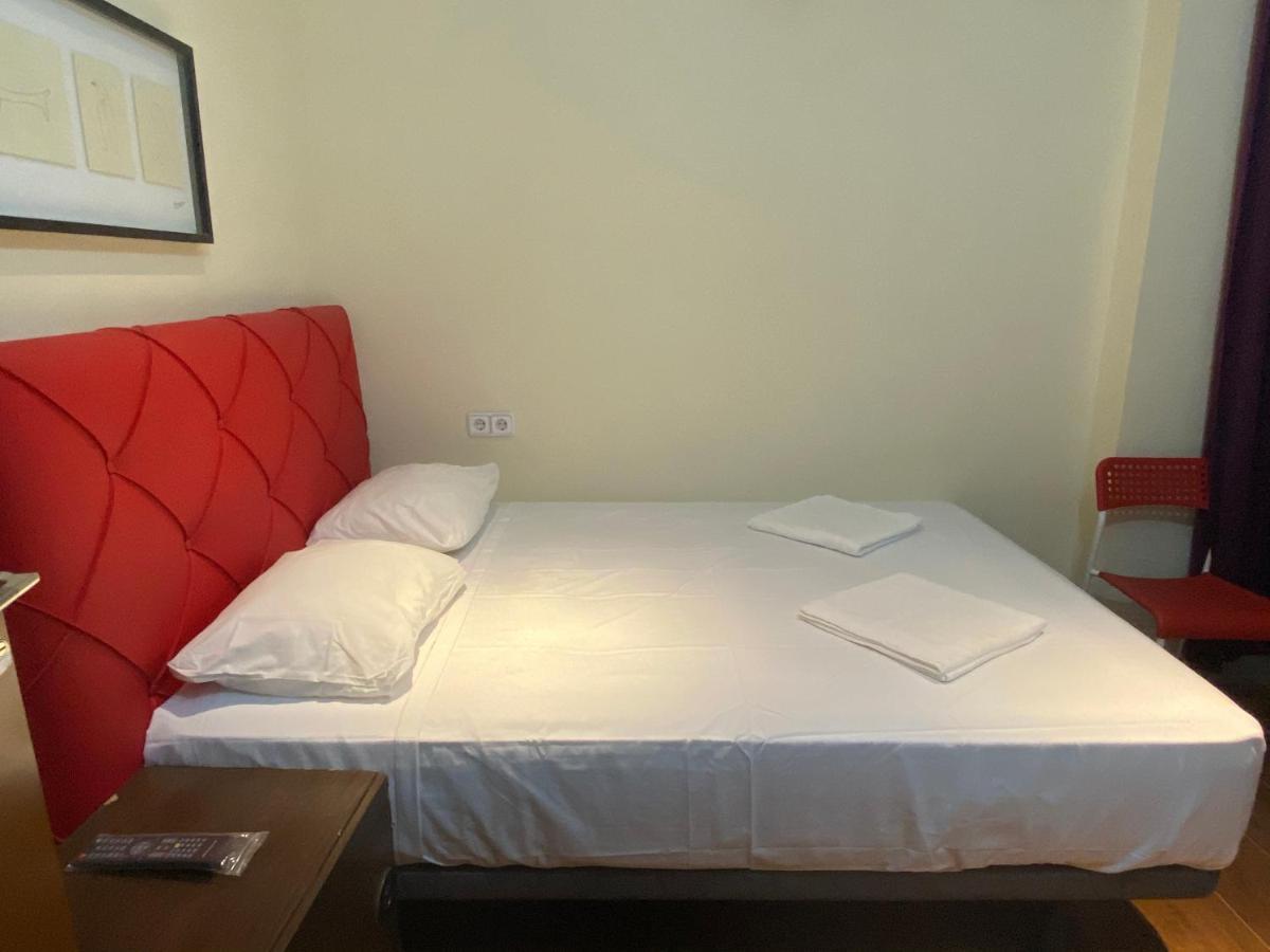 ברצלונה Hostal Granvia 628 מראה חיצוני תמונה