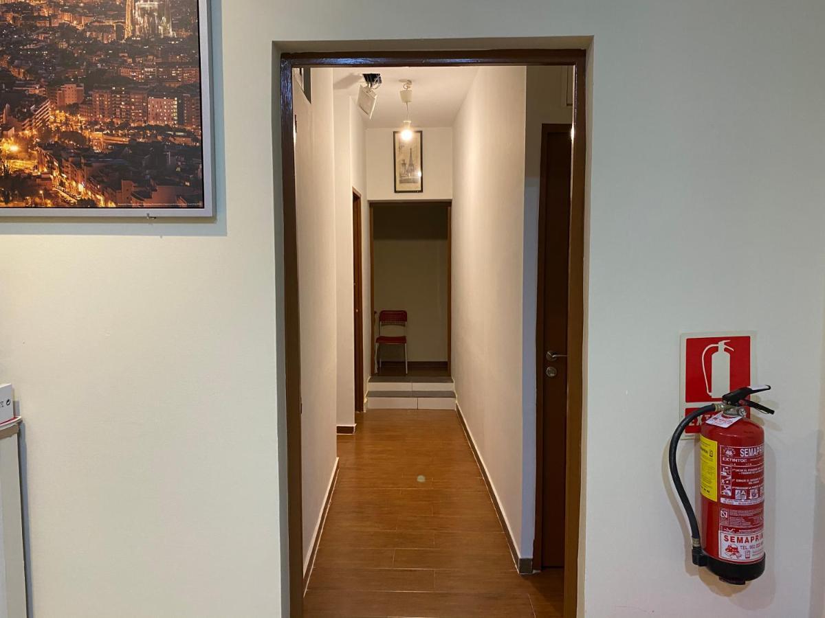 ברצלונה Hostal Granvia 628 מראה חיצוני תמונה