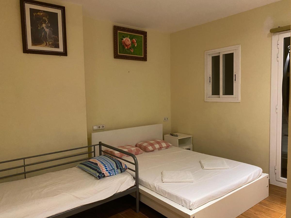 ברצלונה Hostal Granvia 628 מראה חיצוני תמונה