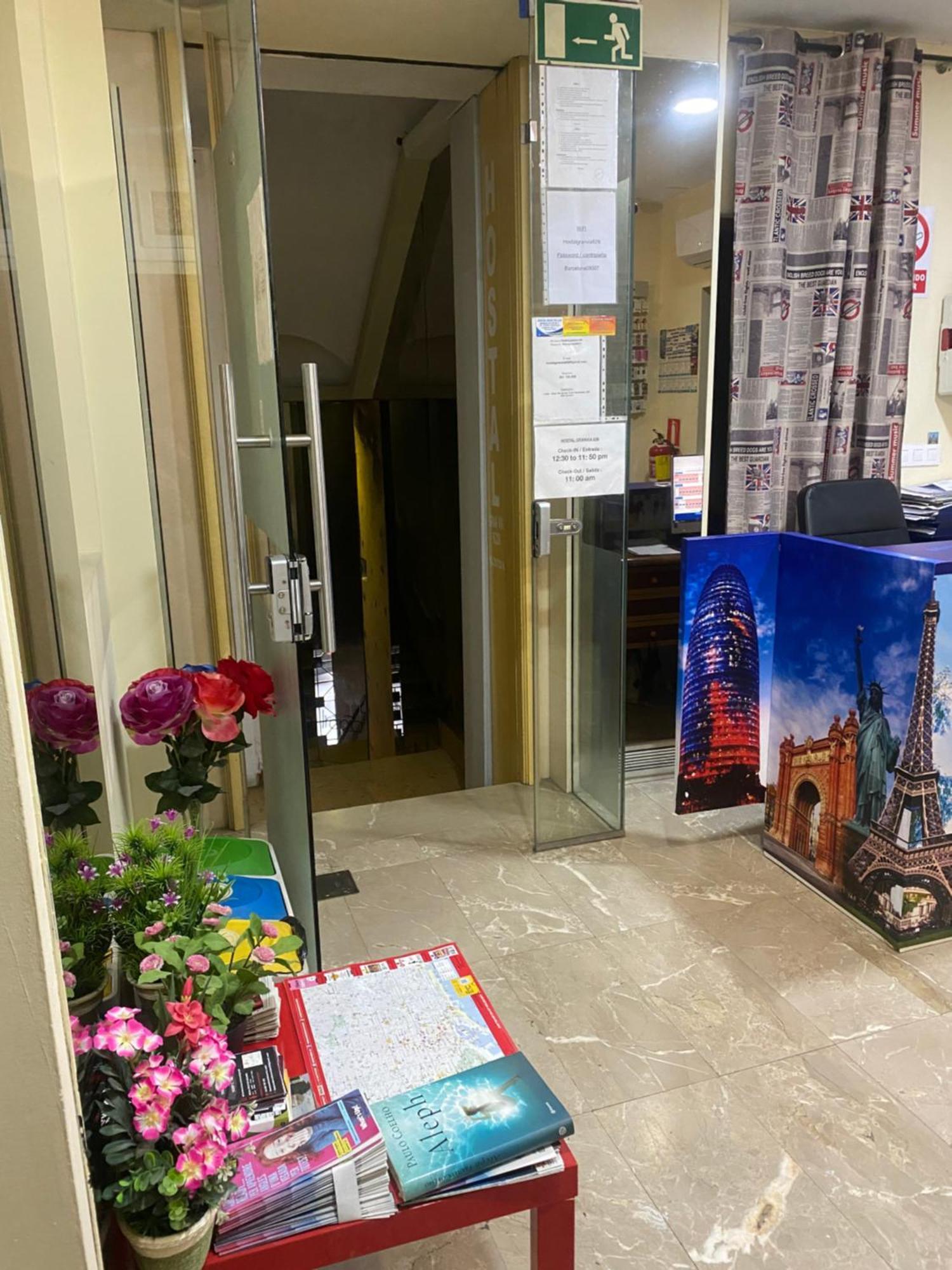 ברצלונה Hostal Granvia 628 מראה חיצוני תמונה