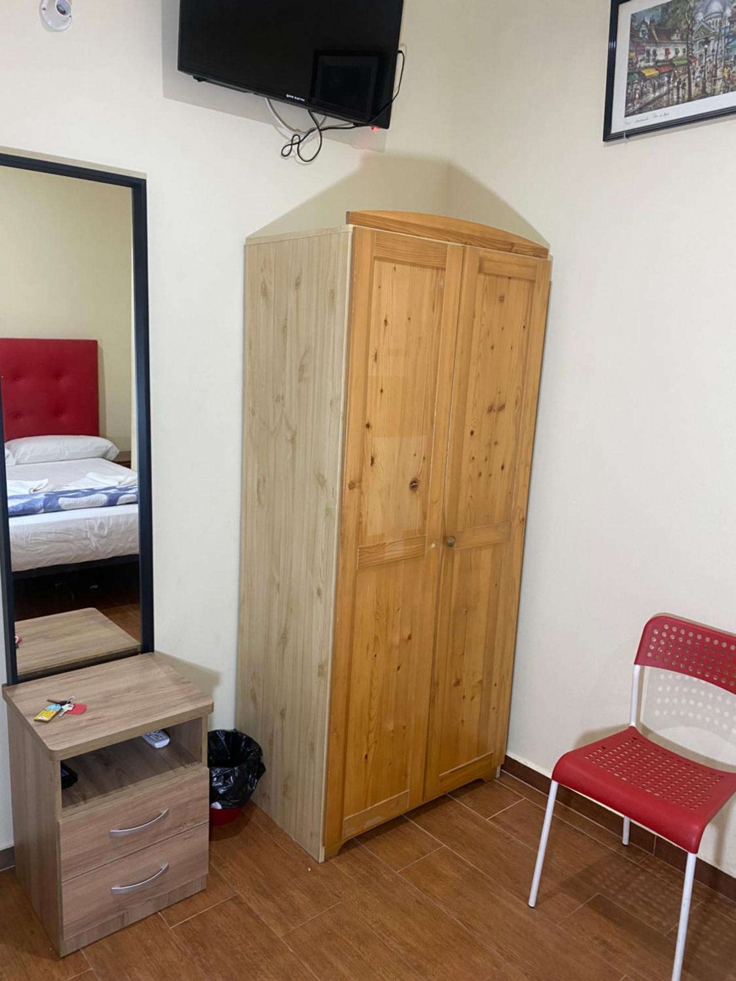 ברצלונה Hostal Granvia 628 מראה חיצוני תמונה