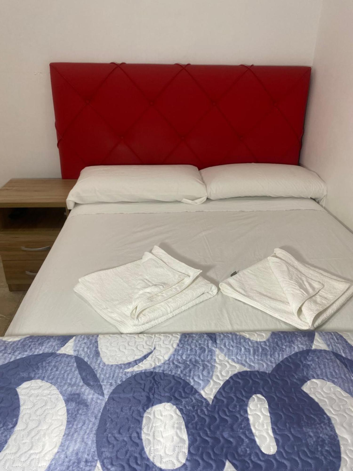 ברצלונה Hostal Granvia 628 מראה חיצוני תמונה