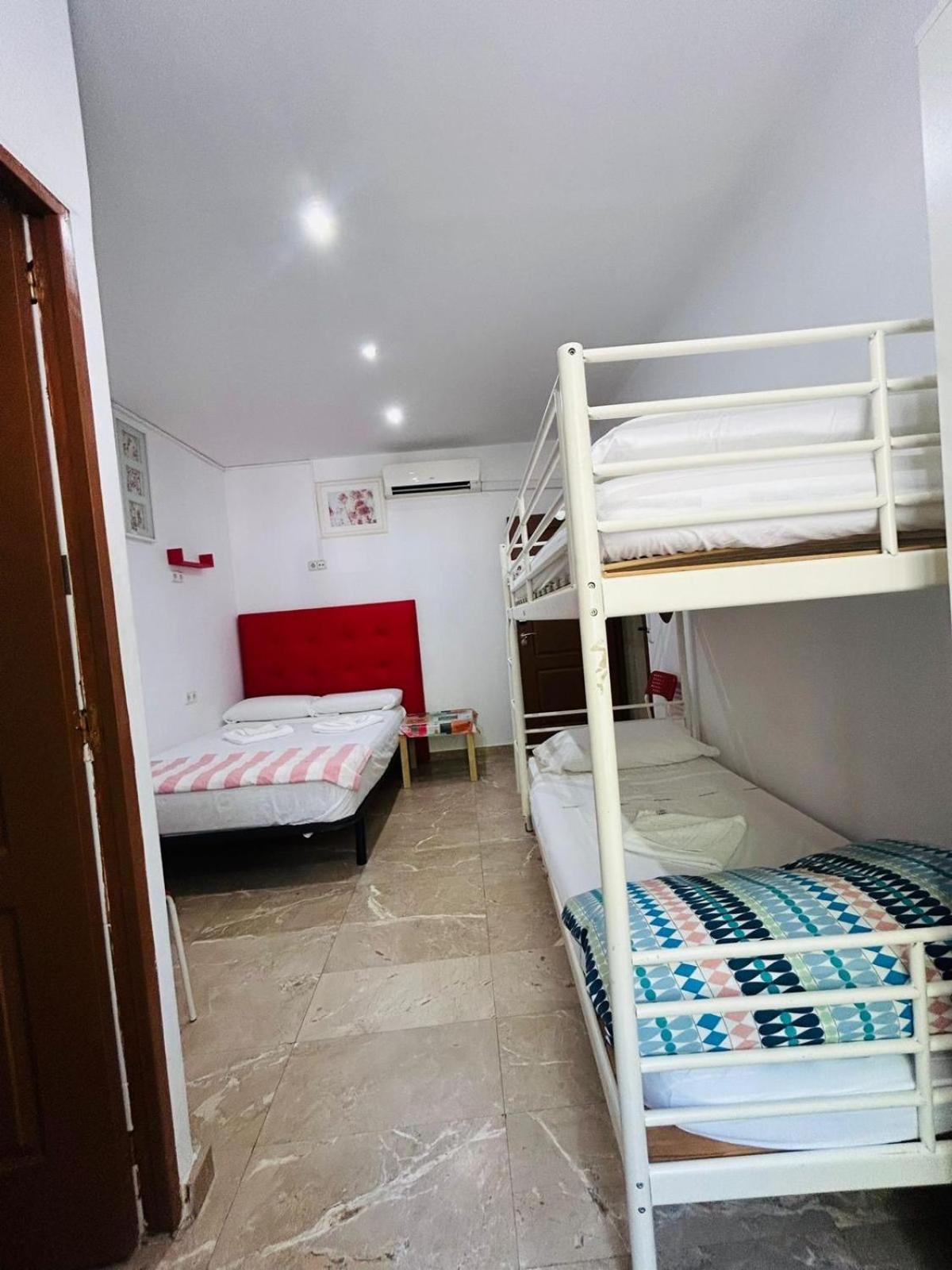 ברצלונה Hostal Granvia 628 מראה חיצוני תמונה