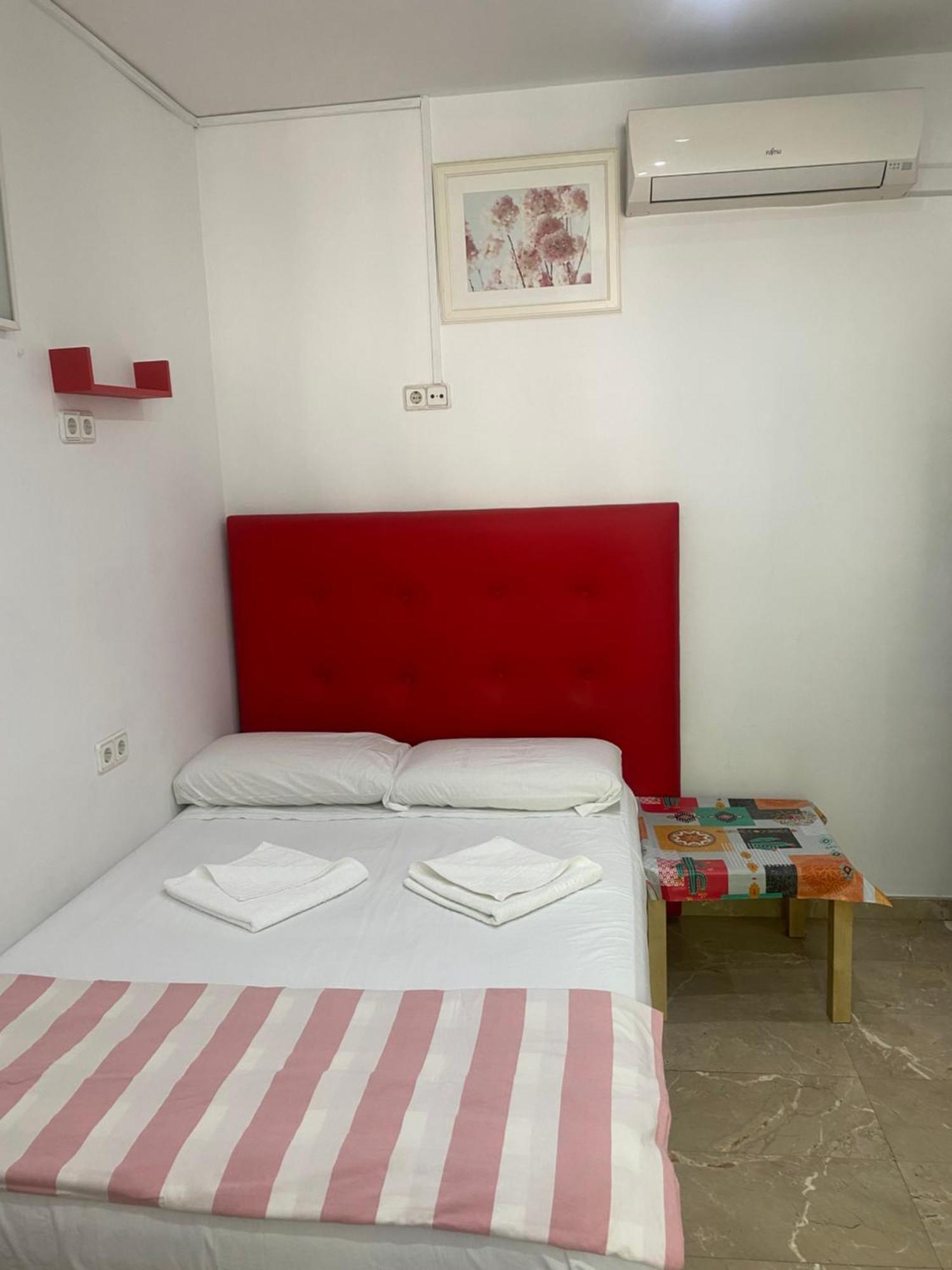 ברצלונה Hostal Granvia 628 מראה חיצוני תמונה